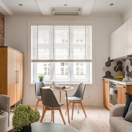 Rynek Stare Miasto Apartment 5 - Klima Netflix Вроцлав Екстер'єр фото